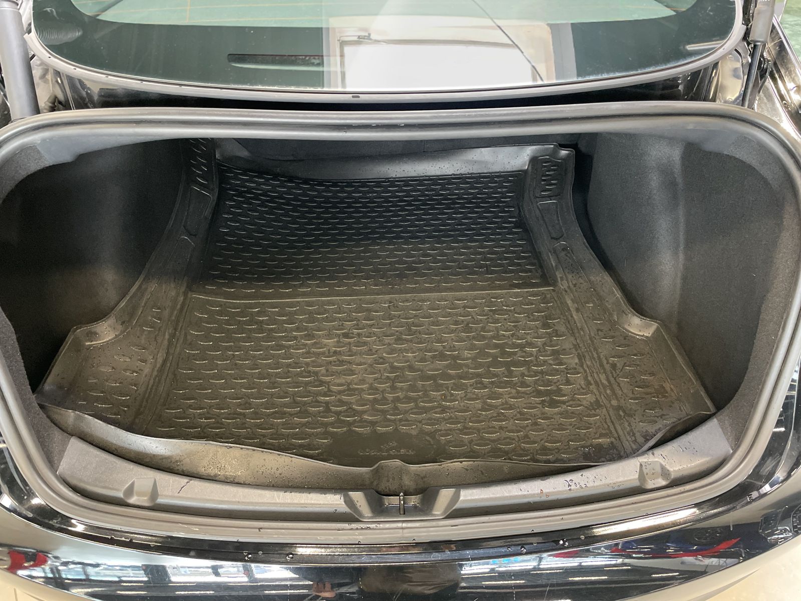 Tesla Model 3 Standard Reichweite Plus Hinterradantrie foto 13