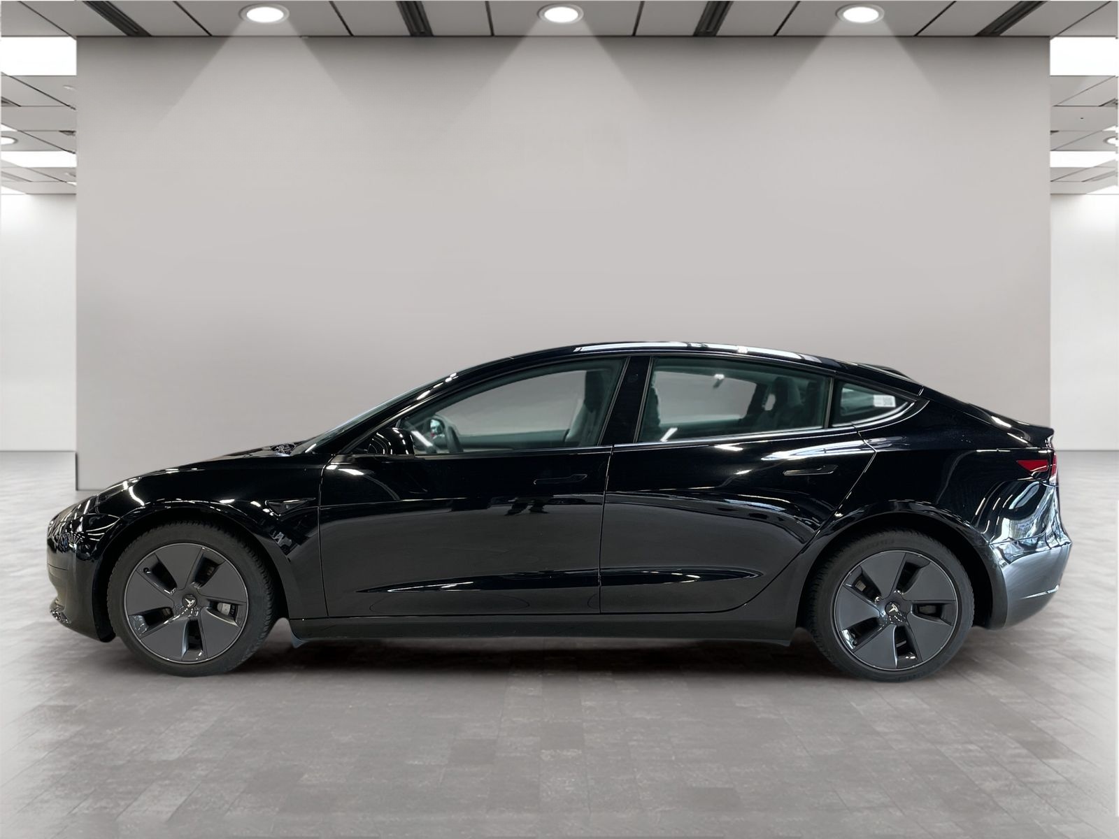Tesla Model 3 Standard Reichweite Plus Hinterradantrie foto 3