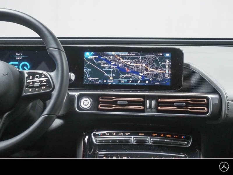 Mercedes-Benz EQC 400 4M 19" Fahr-Assi 360° SHD AHK Sounds. foto 5