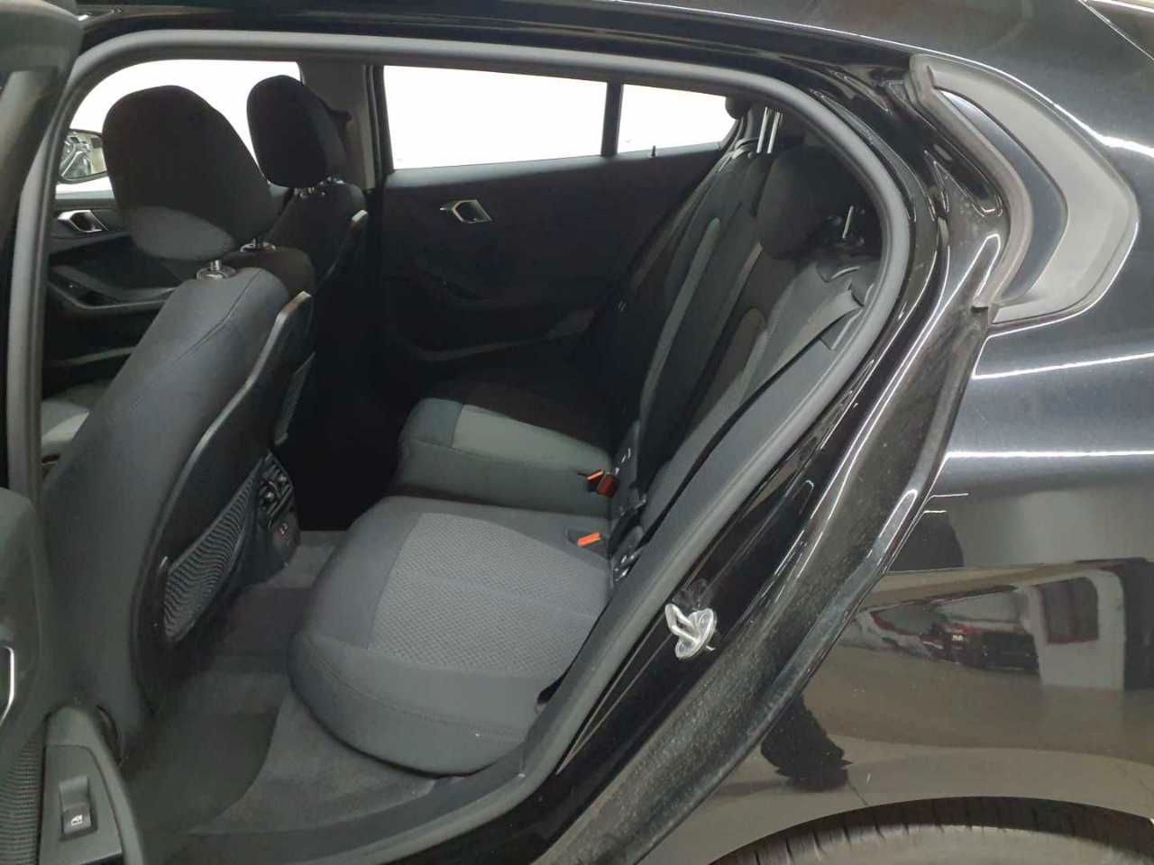 BMW 118d Aut. Advantage Navi SHZ LED  foto 5
