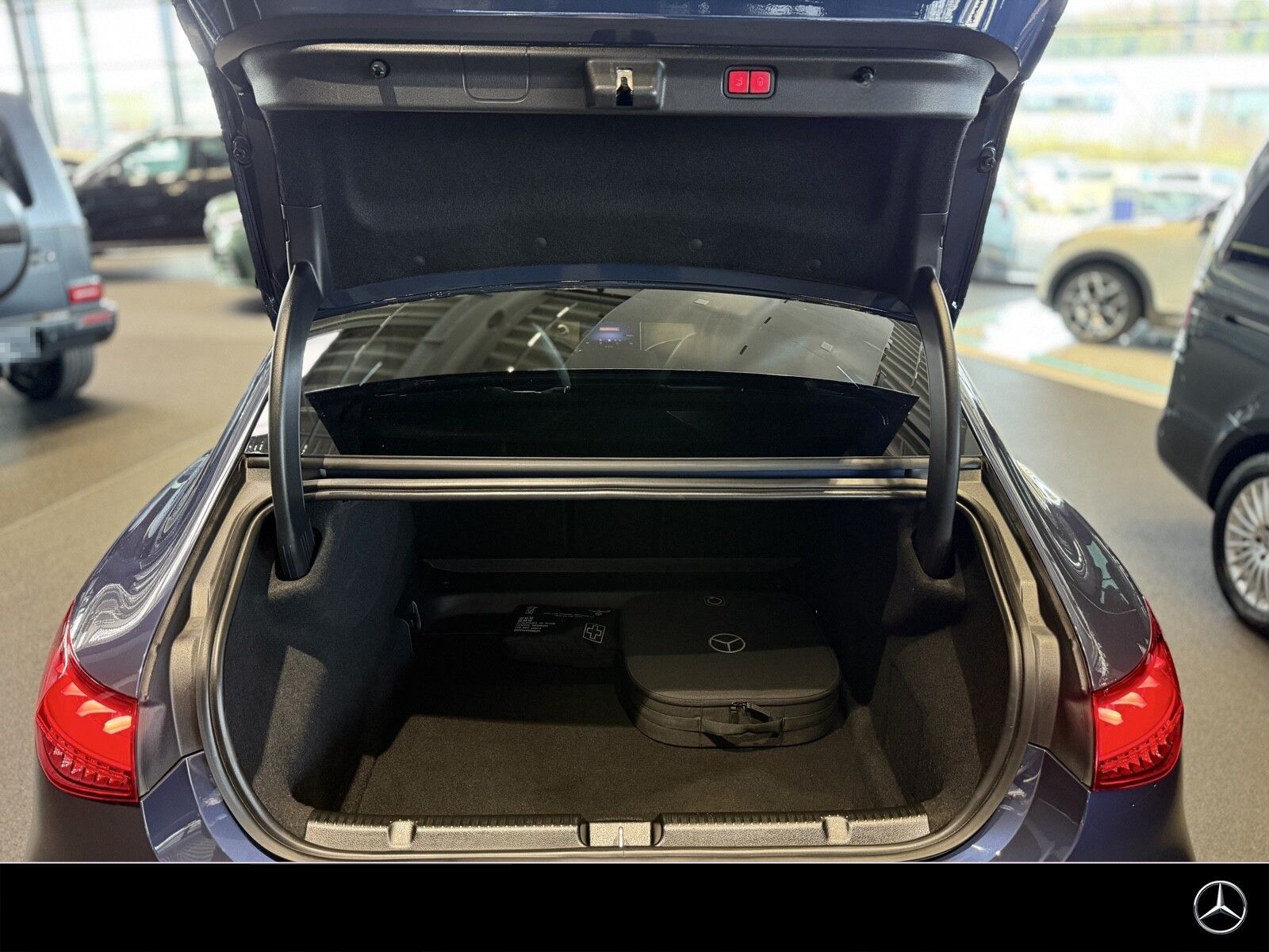 Mercedes-Benz EQE 300 Electric ART MASSAGE 22kW LEDER Sitzklim foto 12