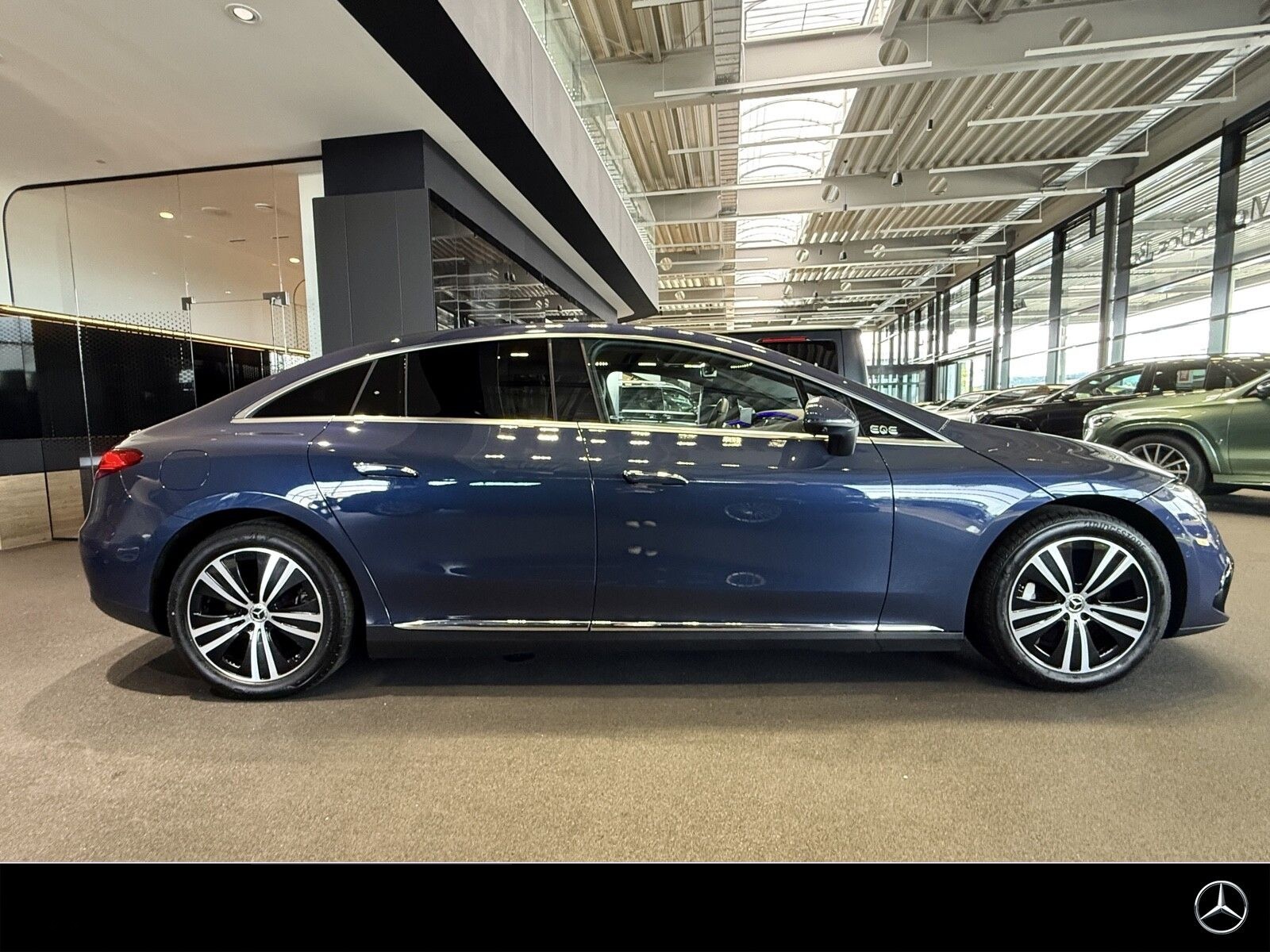Mercedes-Benz EQE 300 Electric ART MASSAGE 22kW LEDER Sitzklim foto 14