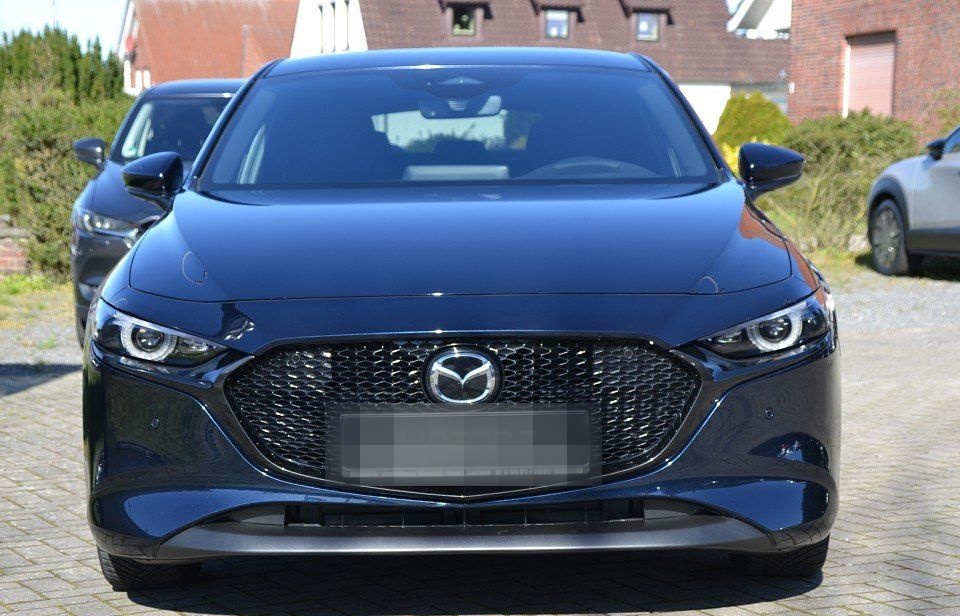 Mazda 3 e-SKYACTIV G 2.5 140 Autom Centre-line DESI foto 2