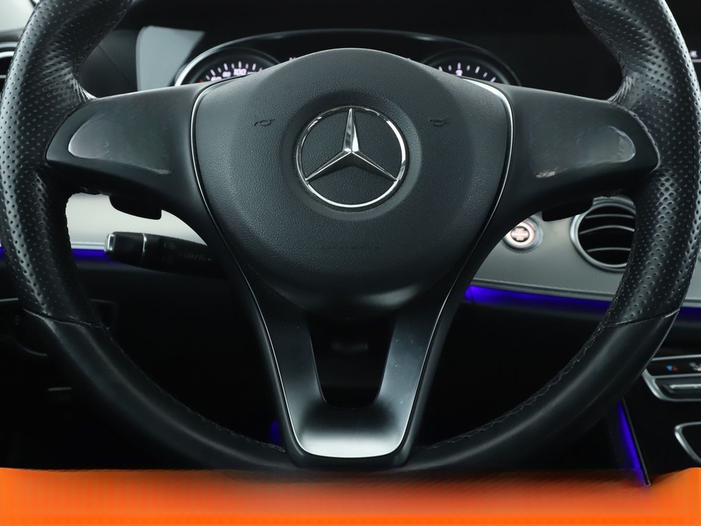 Mercedes-Benz E 220 d Avantgarde Aut.*NAVI*CAM*MULTIBEAM*SHZ* foto 19