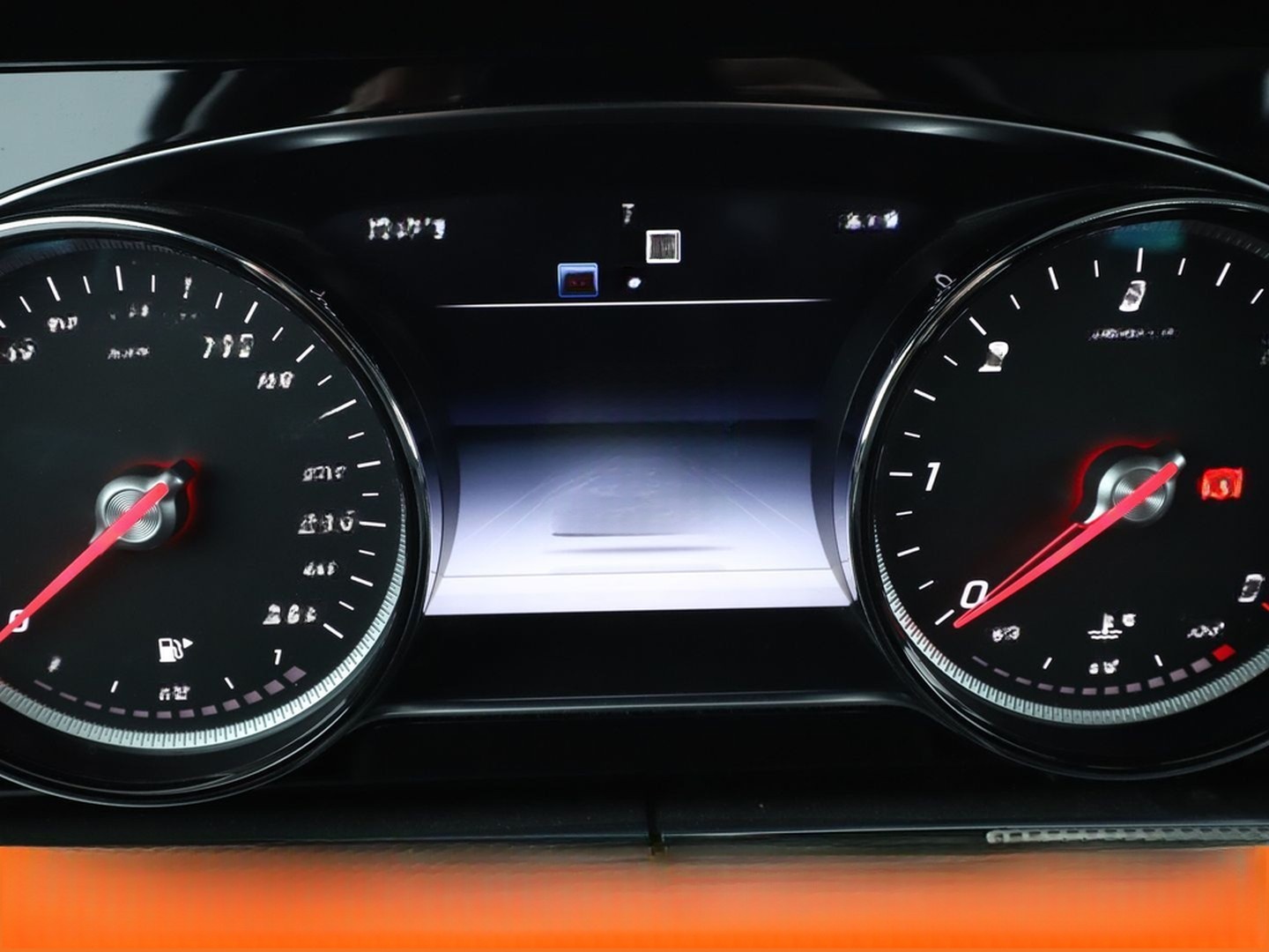 Mercedes-Benz E 220 d Avantgarde Aut.*NAVI*CAM*MULTIBEAM*SHZ* foto 20