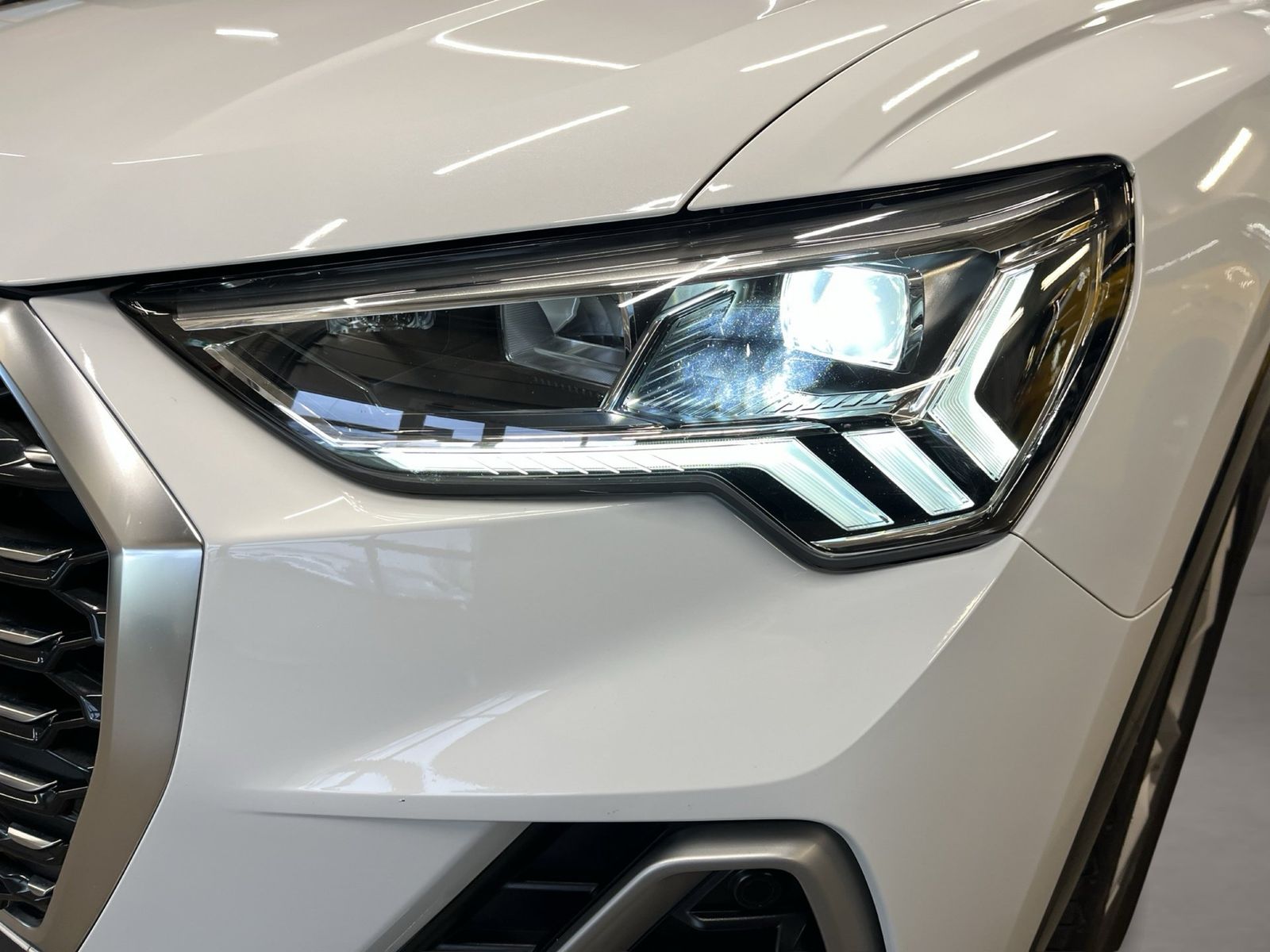 Audi Q3 Sportback 35 TFSI S tronic S line AHK AUT LED foto 16