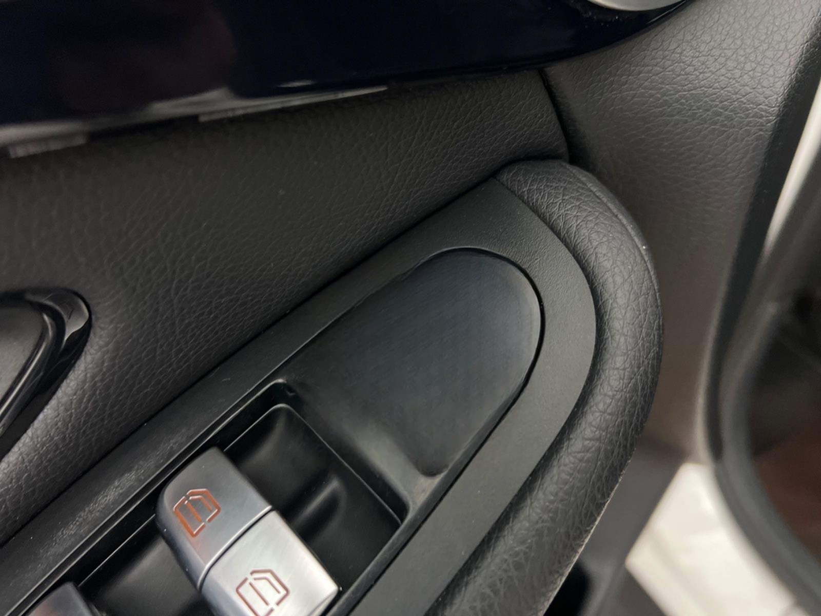 Mercedes-Benz GLC 220 d 4Matic / 1.HAND/  109.tKM / GARANTIE / foto 18