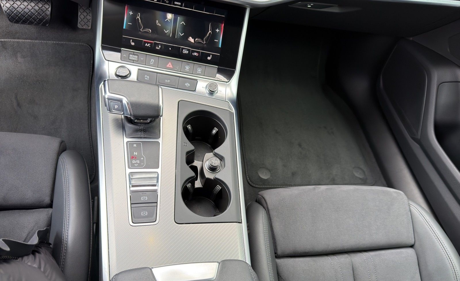 Audi A6 Avant 45 TDI qu. AHK LED Luft Shz 45 TDI quat foto 15