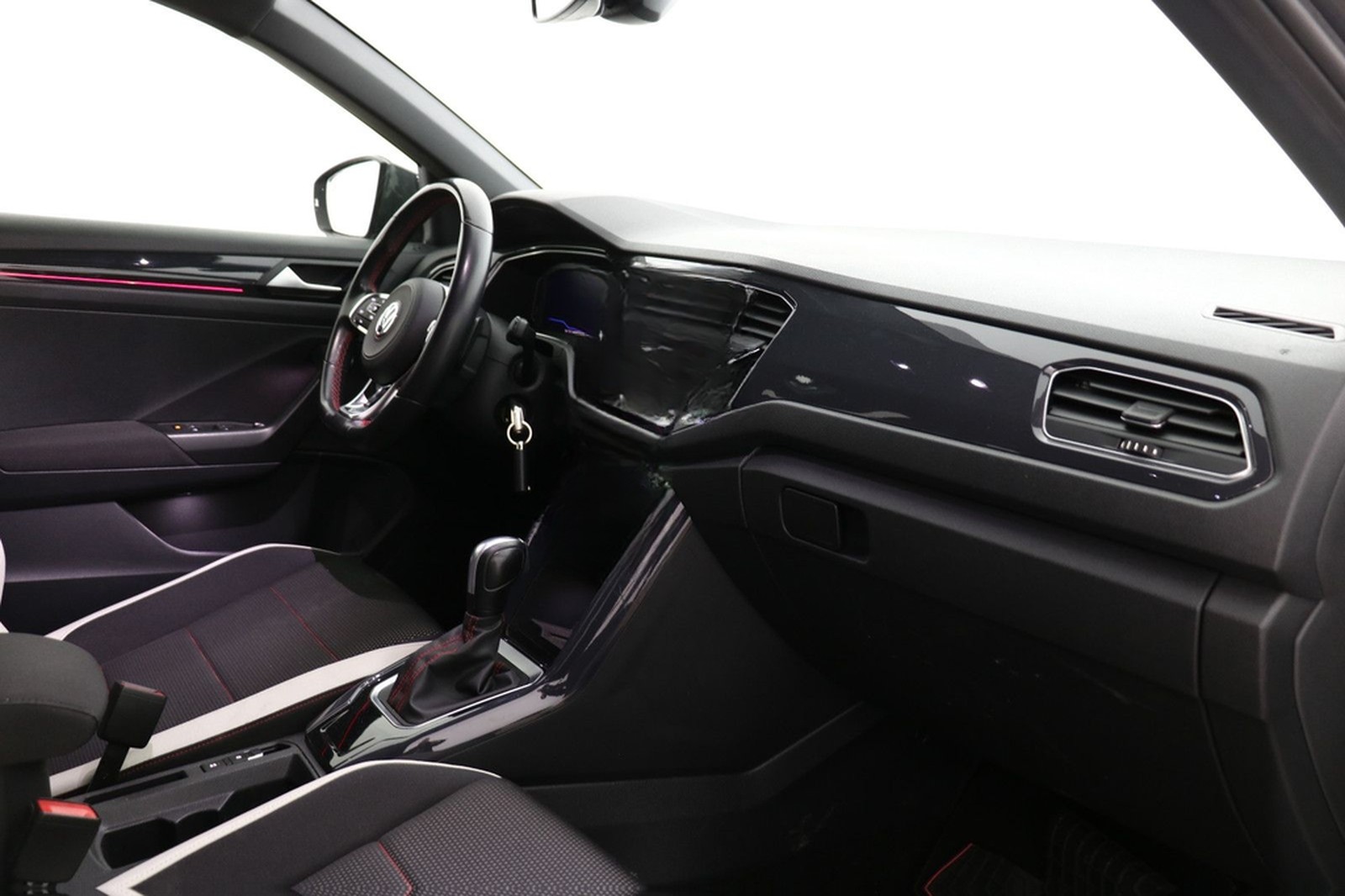 Volkswagen T-Roc 1.5 TSI DSG Sport *LED*NAVI*KAMERA* foto 13