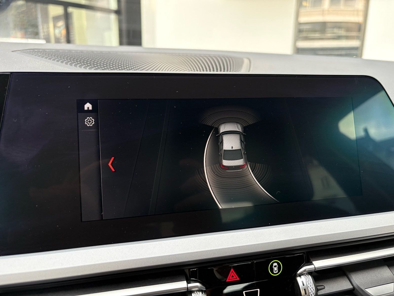 BMW 320i Navi LED PDC Tempomat Klimaaut. 16"LM foto 10