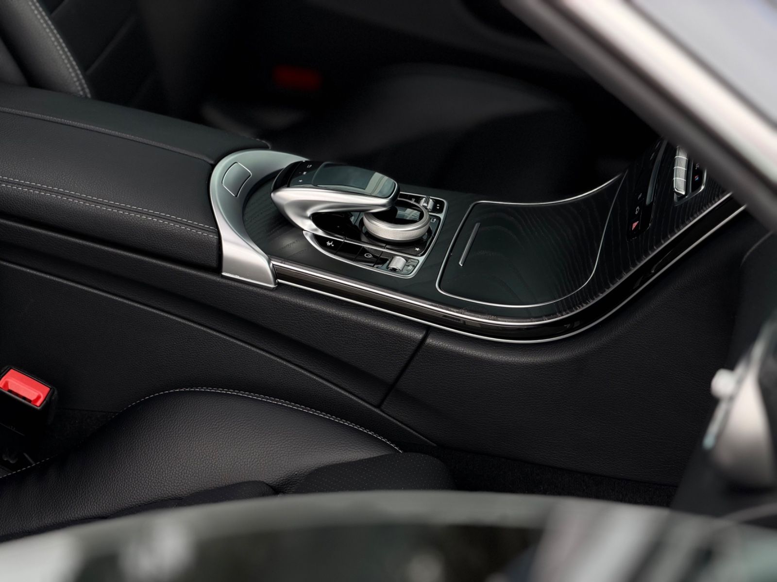 Mercedes-Benz C400 4Matic 360*Burmester*Ahk*Pano*Standheizung foto 21