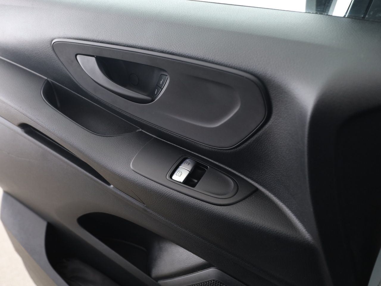 Mercedes-Benz Vito 114 CDI Kasten Lang AHK Kamera foto 14