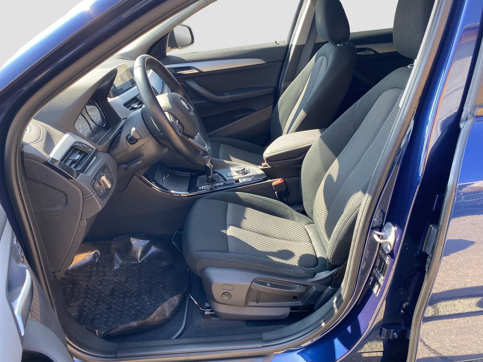 BMW X2 sDrive18i Advantage Navi Tempo SitzHz PDC Aut foto 10