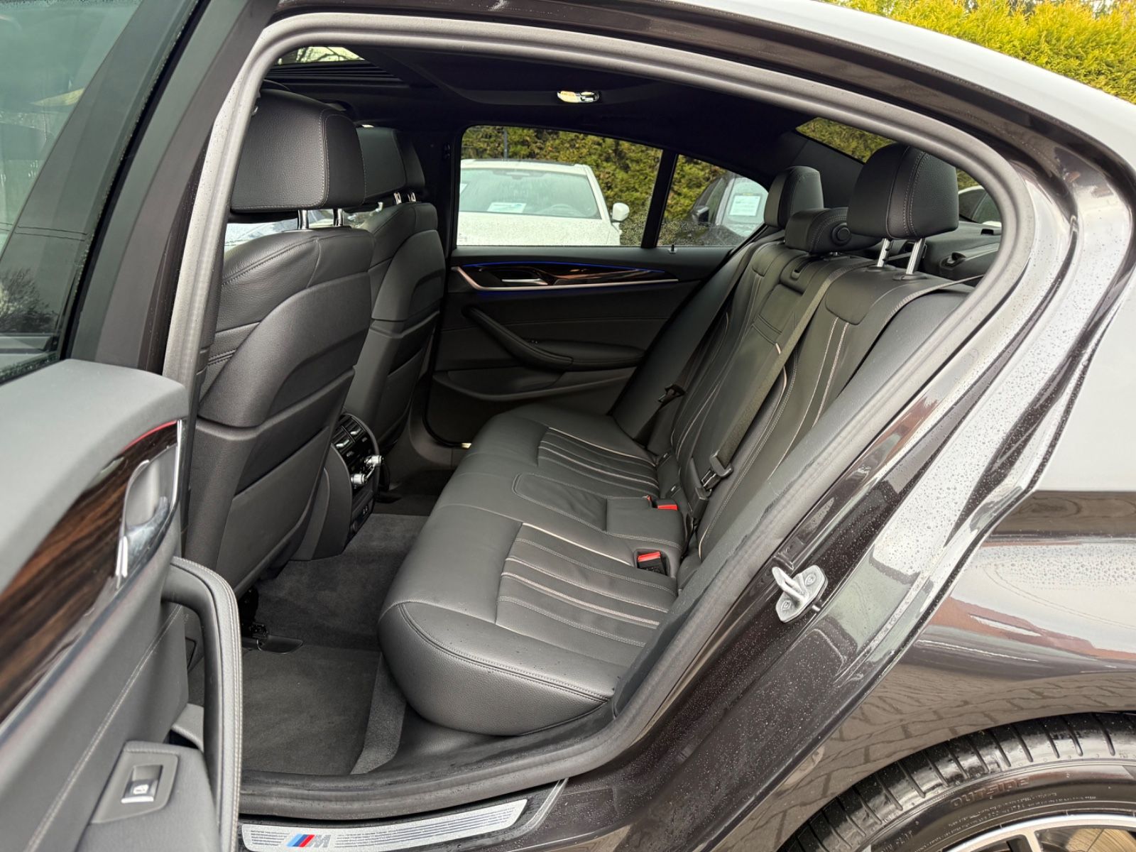 BMW 530 d xDrive MSport*Glass.Dach*Head Up*Massage foto 16