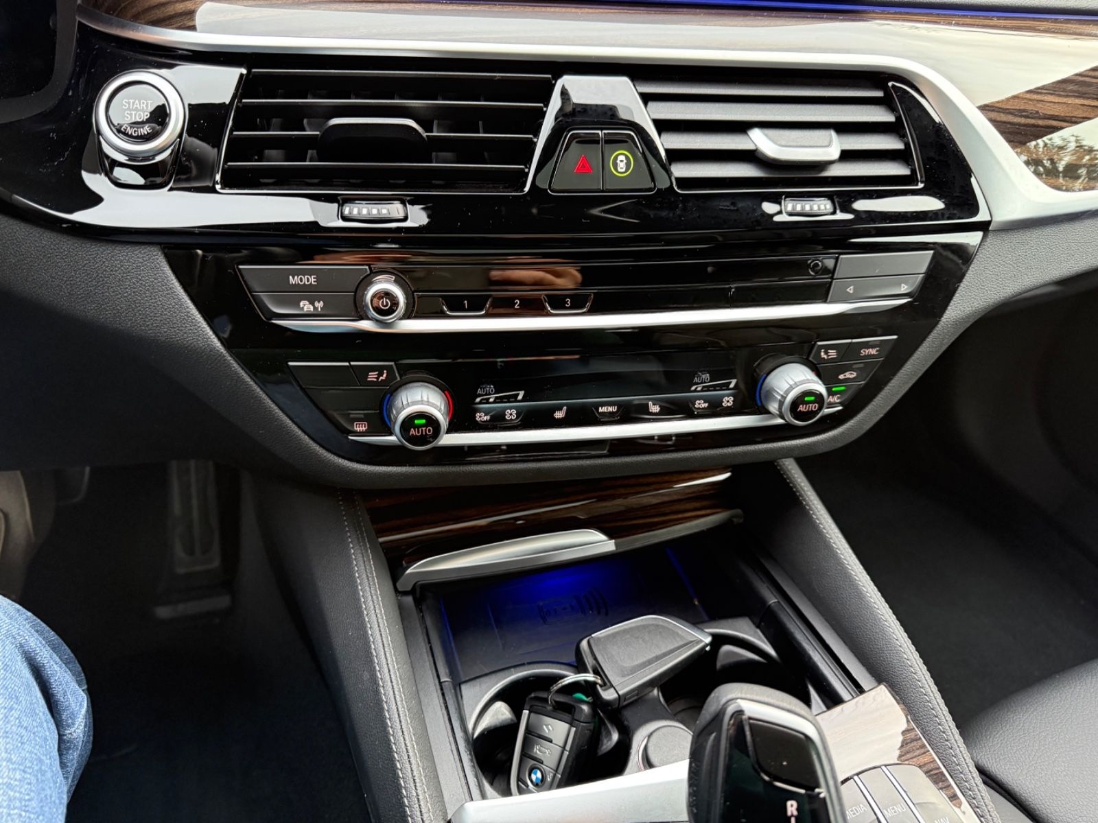 BMW 530 d xDrive MSport*Glass.Dach*Head Up*Massage foto 20