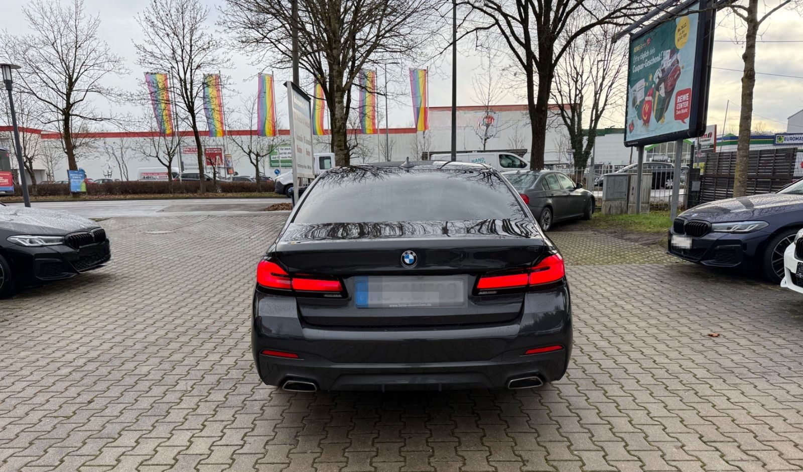 BMW 530 d xDrive MSport*Glass.Dach*Head Up*Massage foto 5