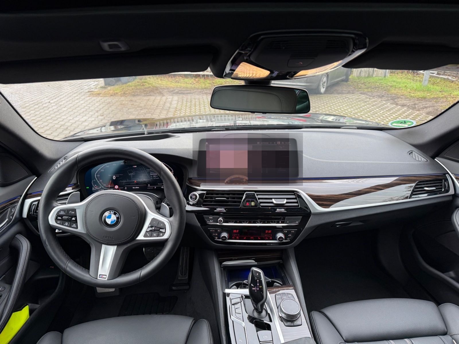 BMW 530 d xDrive MSport*Glass.Dach*Head Up*Massage foto 10