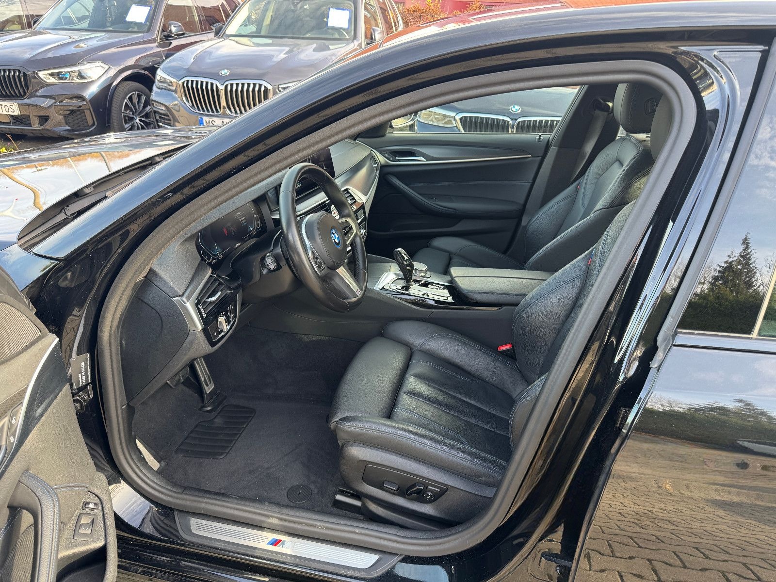 BMW 545e xD*MSportpaket*Head Up*4Zon.Klim*Laserlicht foto 11