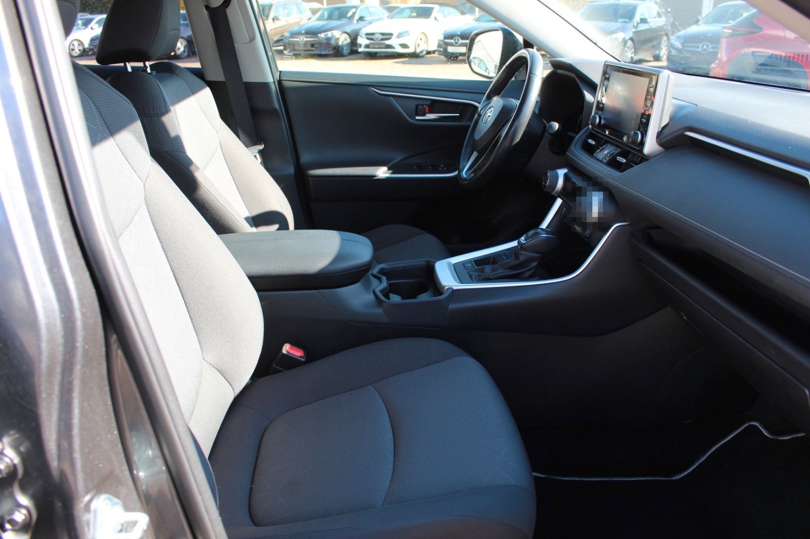 Toyota RAV4 Hybrid 4x2 Club*LED*KAMERA*RELAX-Garantie* foto 4