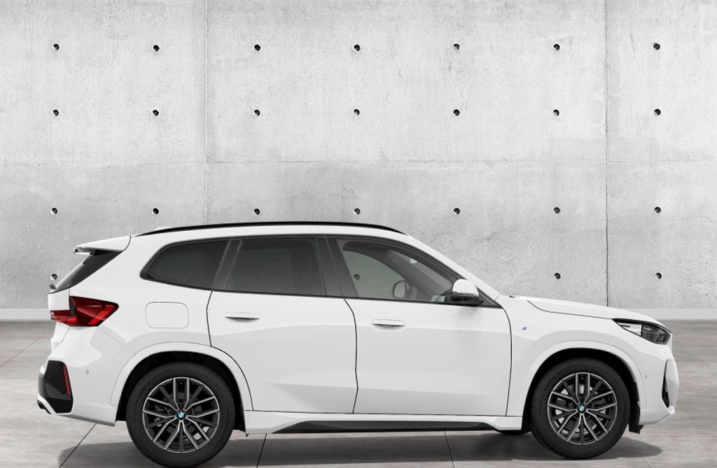 BMW X1 xDrive23i foto 9