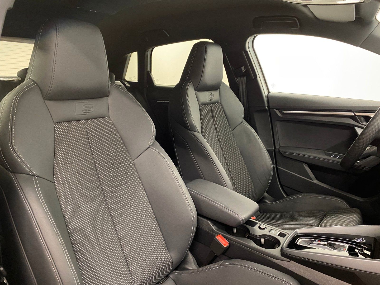 Audi A3 Sportback 40 TFSIe advanced S line+Navi+LED foto 12