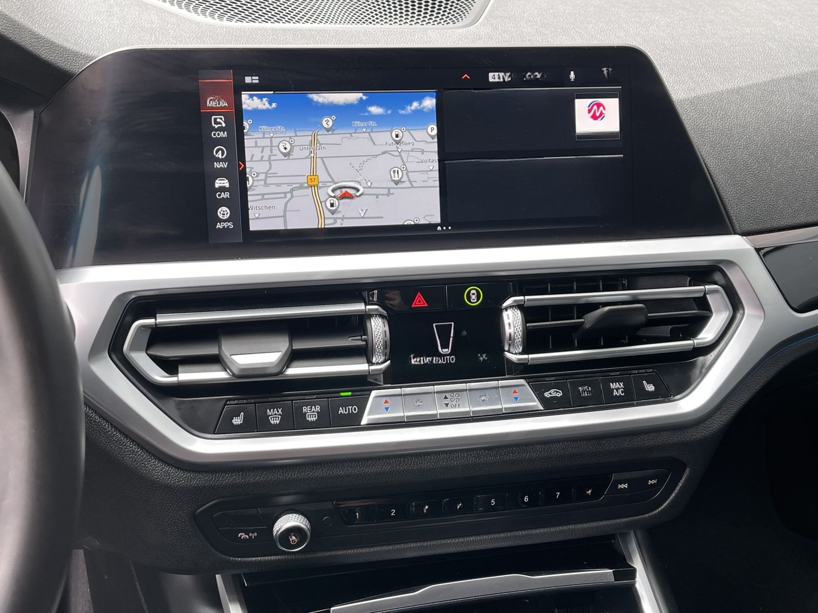 BMW 330 e Touring Aut. Sport Line / LED / Ambiente foto 15