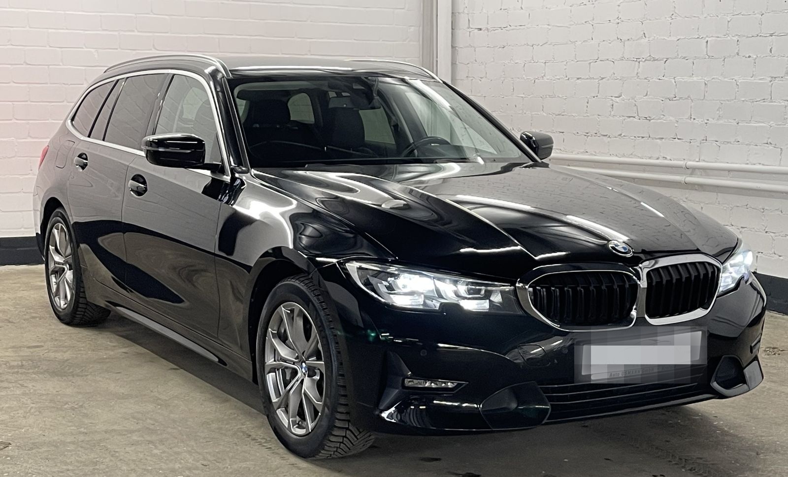 BMW 330 e Touring Aut. Sport Line / LED / Ambiente foto 5