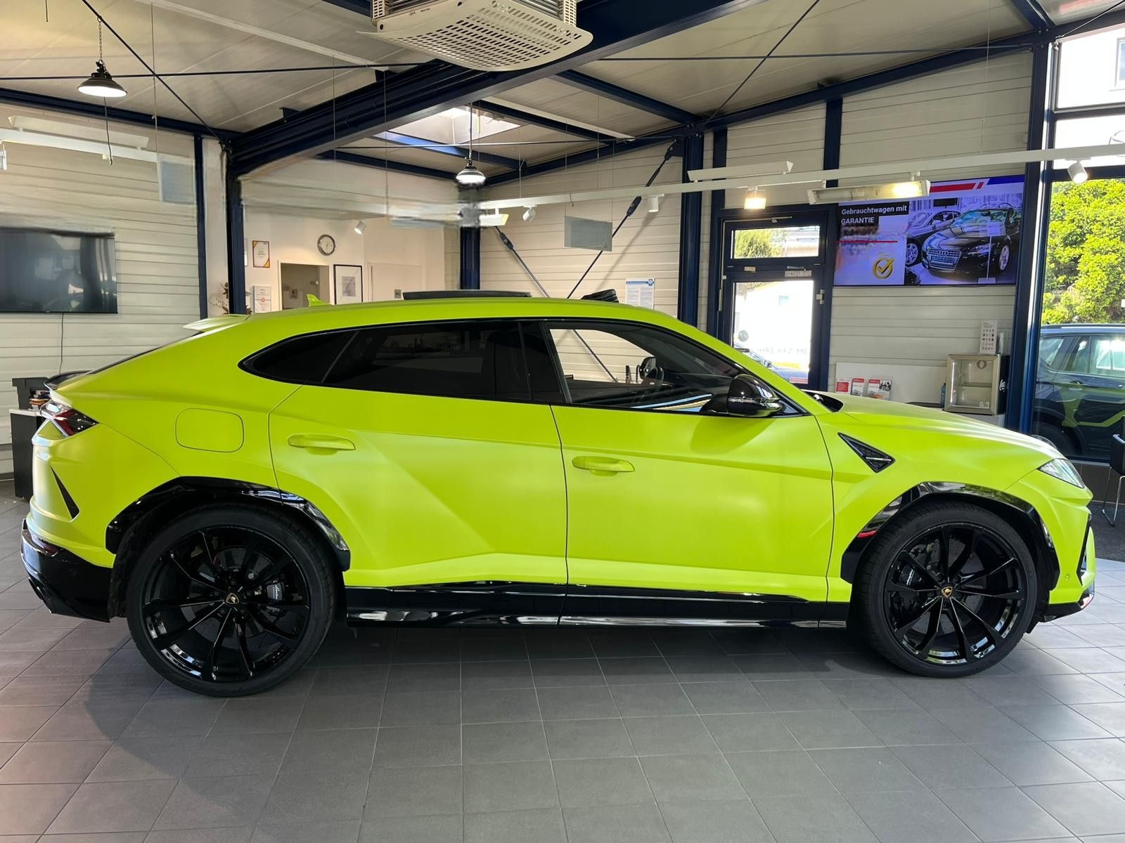 Lamborghini Urus 4.0 V8 Autom.*VERDE SCANDAL*PANO*B&Q foto 5