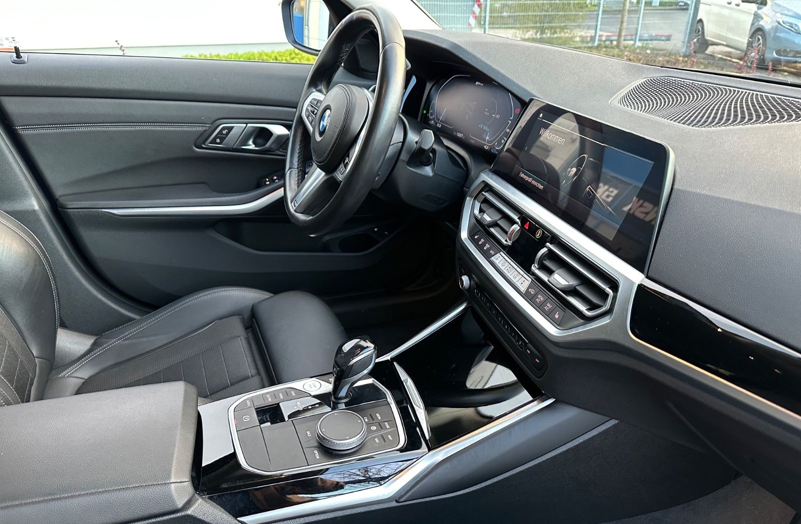 BMW 320e Touring Sport Line foto 19