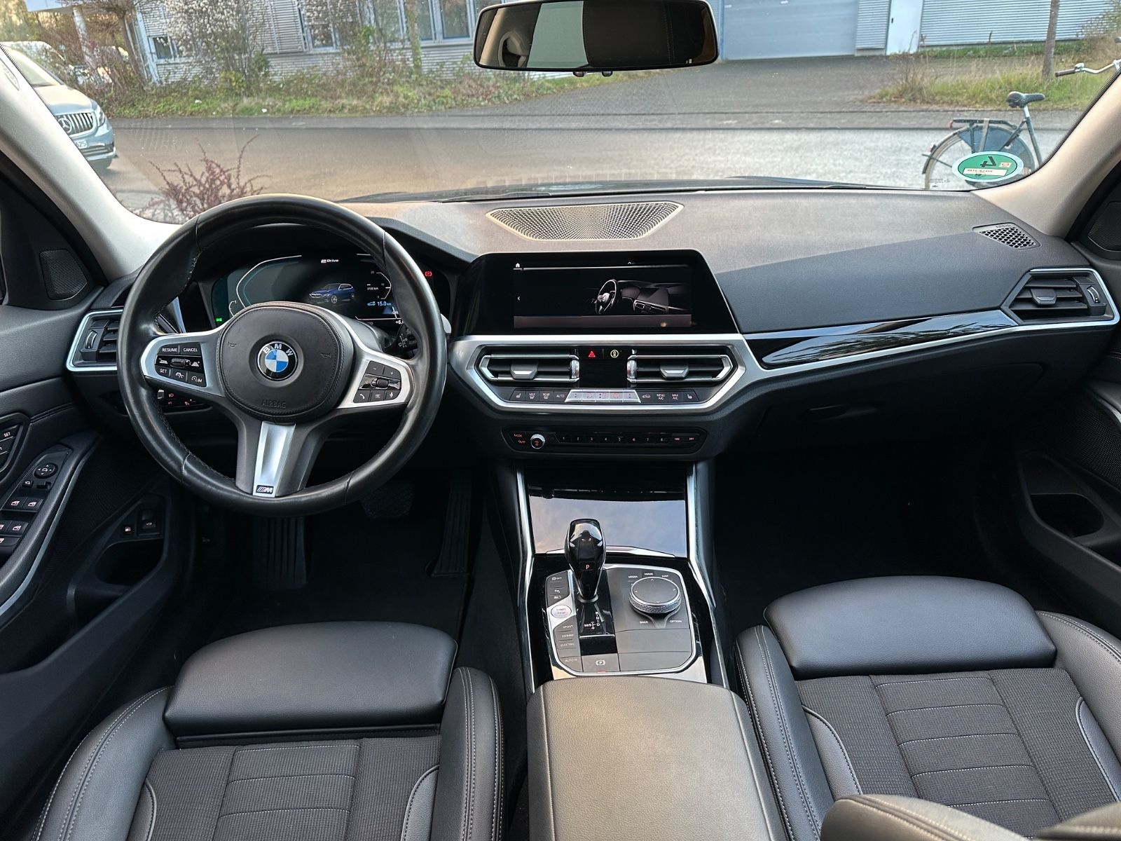 BMW 320e Touring Sport Line foto 21