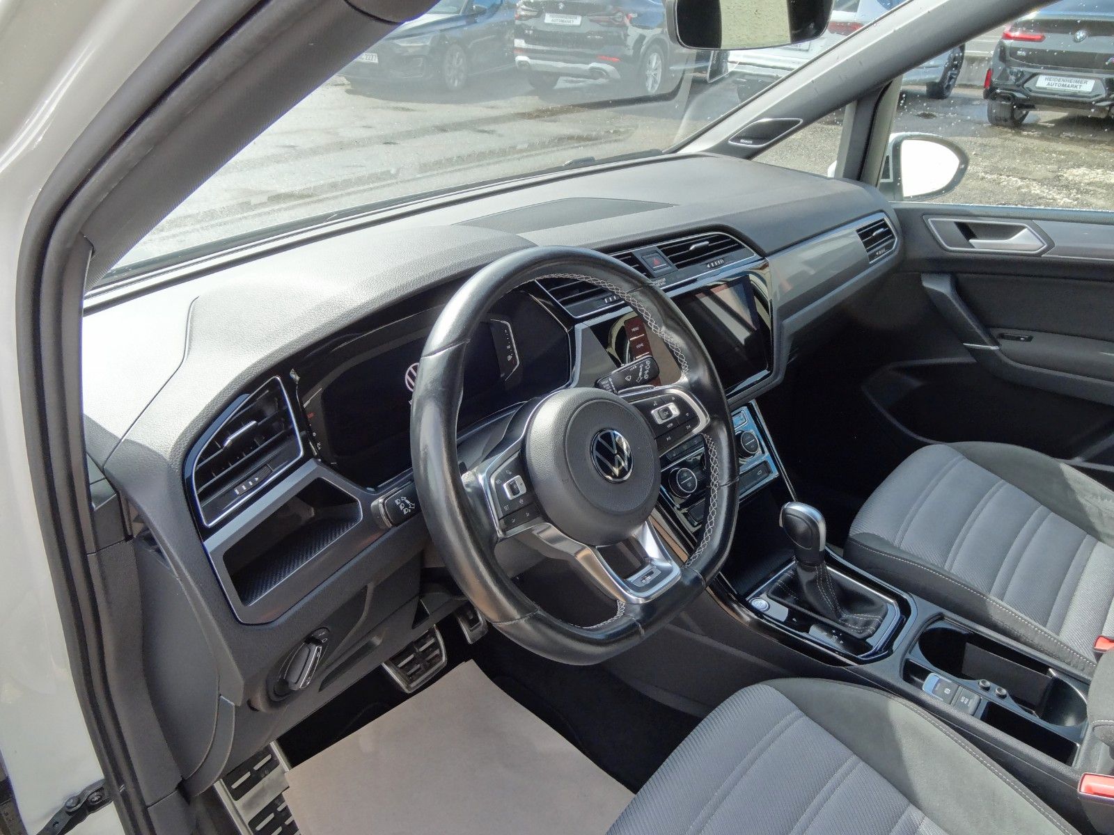 Volkswagen Touran/2xR-Line/Pano/AHK/LED/Navi/Voll/Virtual/ foto 15