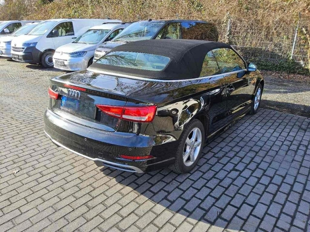 Audi A3 Cabriolet S-Line 1.4TFSI AHK Bi-Xenon El. Ver foto 2