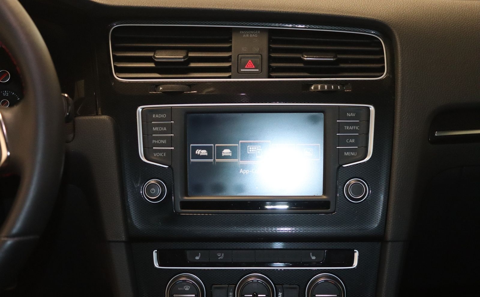 Volkswagen Golf GTI DSG Performance-NAVI-XENON-PANORAMA- foto 15