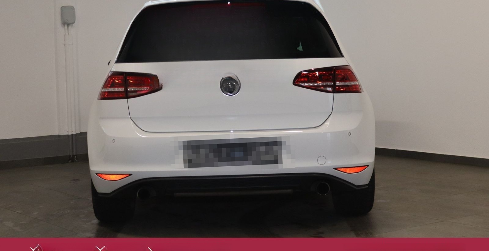 Volkswagen Golf GTI DSG Performance-NAVI-XENON-PANORAMA- foto 5