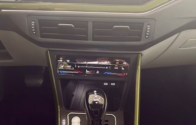 Volkswagen Taigo Style 1.0 TSI DSG Navi MatrixLED ACC Kamer foto 14