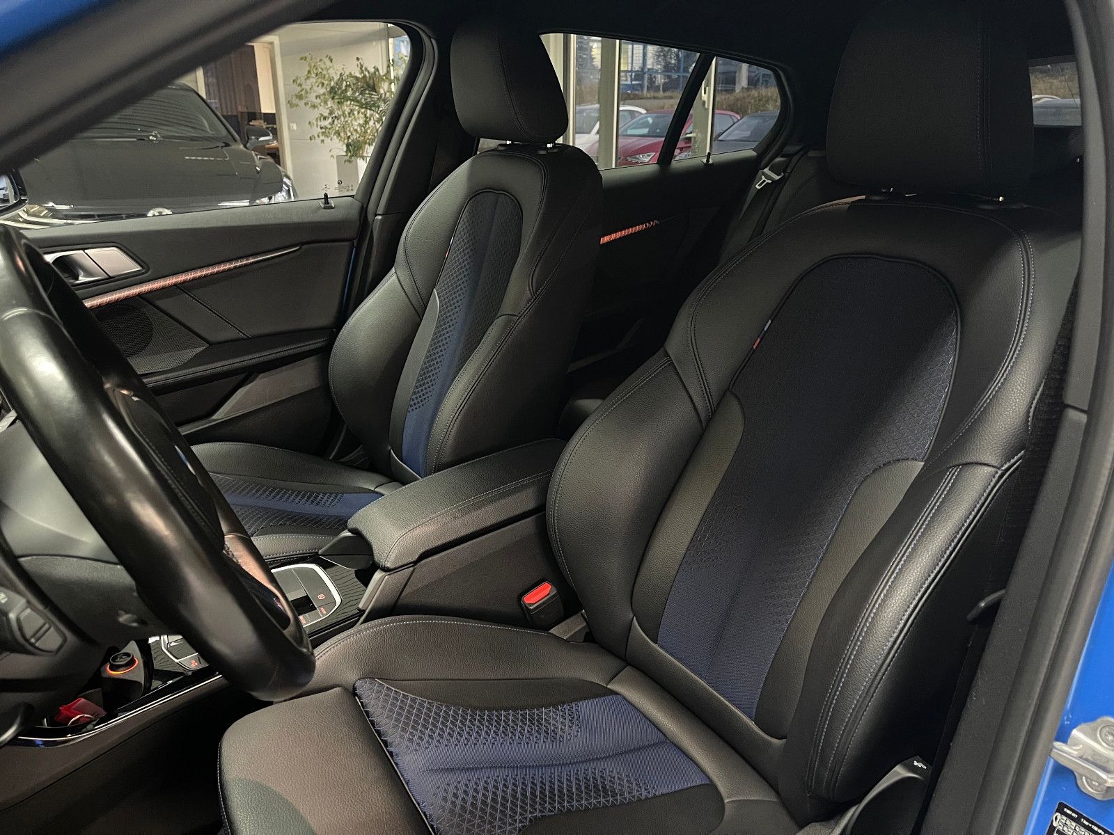 BMW 118d M-Paket*M Sport*LED*Navi*DAB*Temp*PDC*Leder foto 10