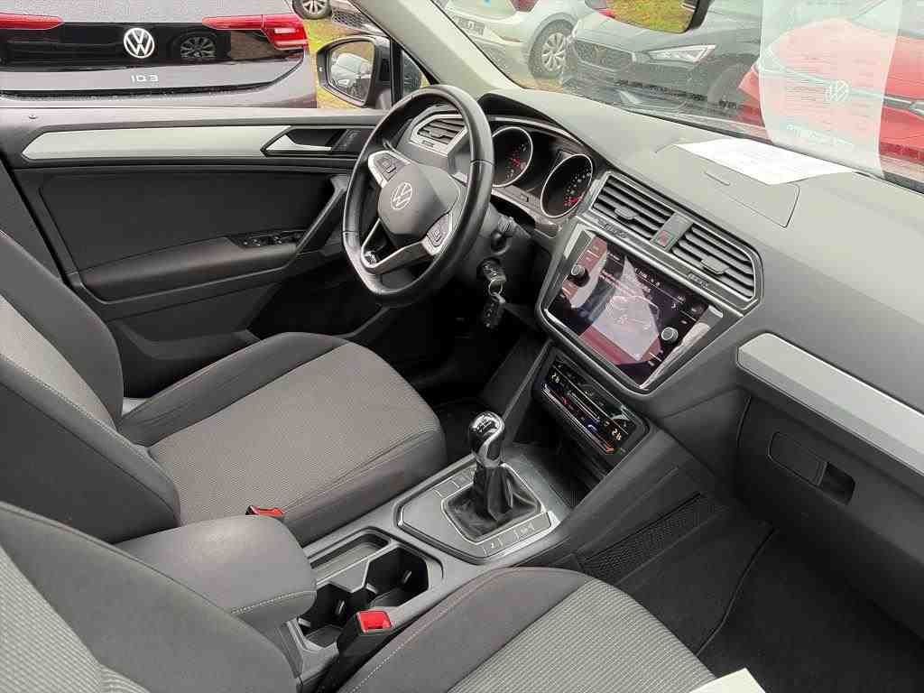 Volkswagen Tiguan 2.0 TDI +AHK +LED +ACC +NAVI +SHZ +17" +A foto 6