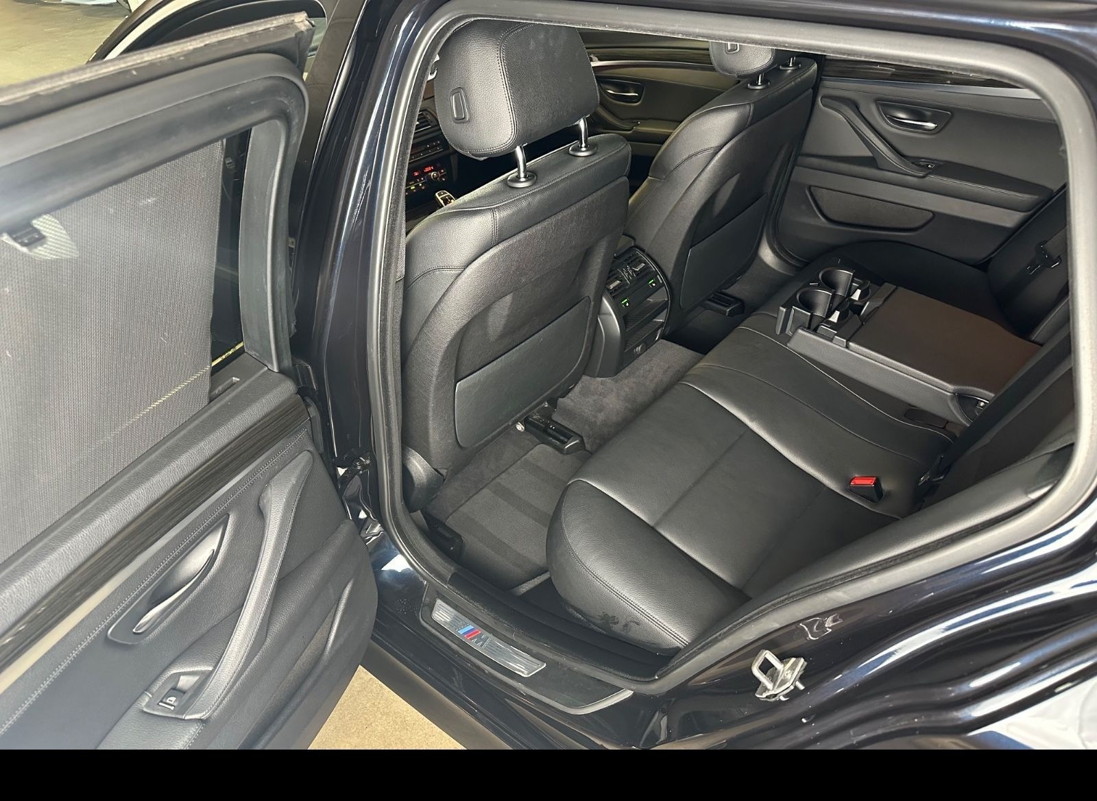 BMW 530 d Touring M-Sport*PANO*KAM*LEDER*TEMP foto 29