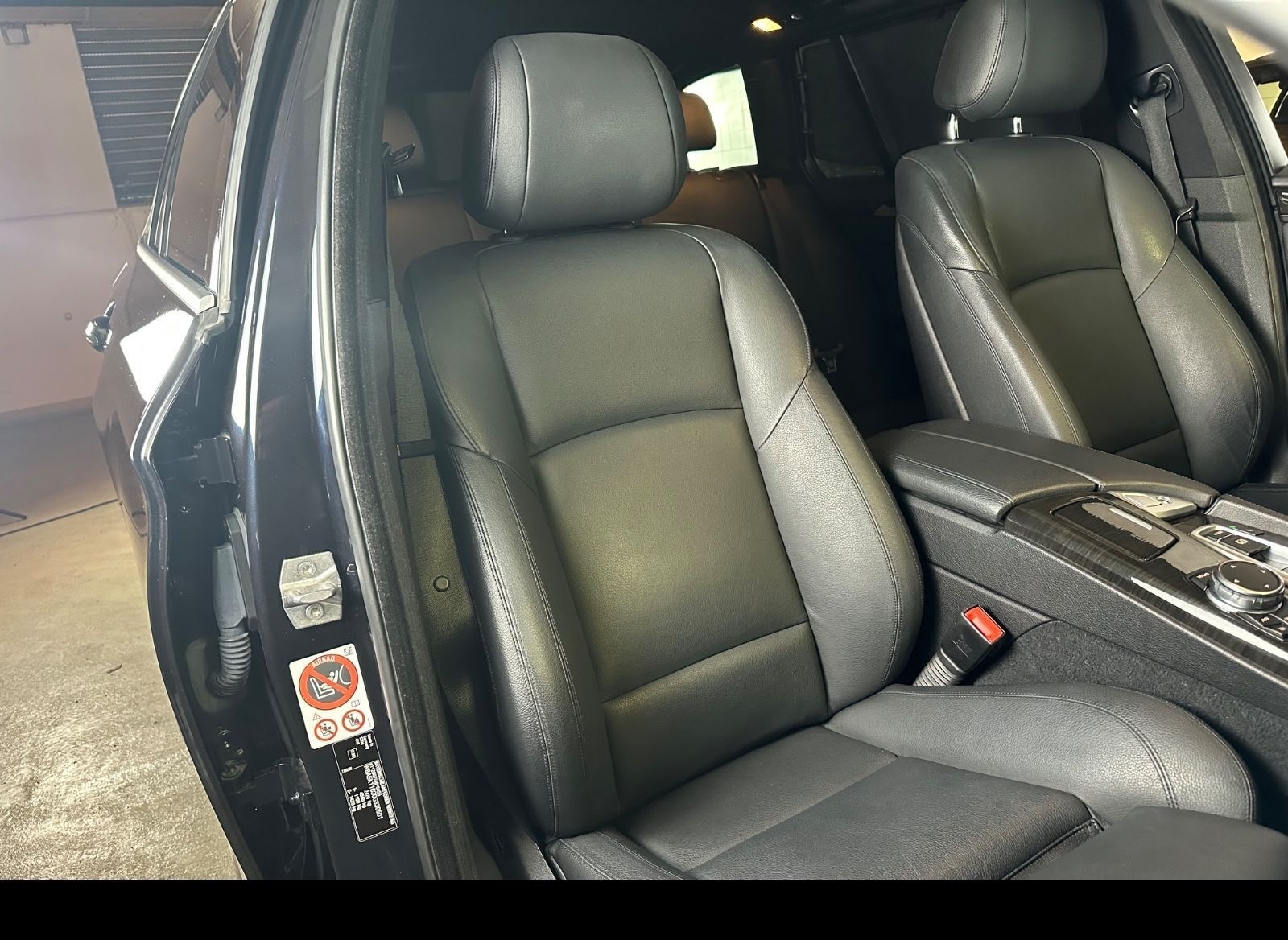 BMW 530 d Touring M-Sport*PANO*KAM*LEDER*TEMP foto 33