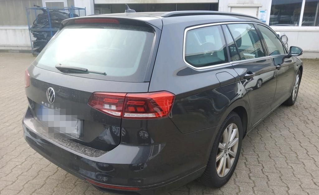 Volkswagen Passat Variant 2.0 TDI DSG BUSINESS +LED +ACC +3 foto 5