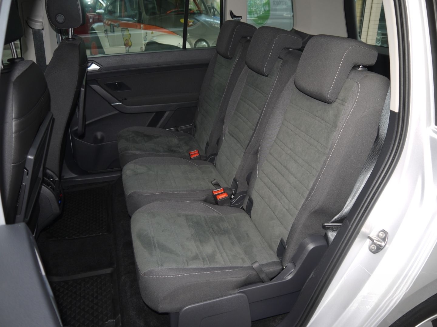 Volkswagen Touran 2.0 TDI Comfortline NAVI LEC ACC foto 7