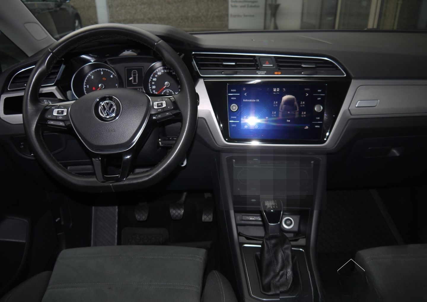 Volkswagen Touran 2.0 TDI Comfortline NAVI LEC ACC foto 8