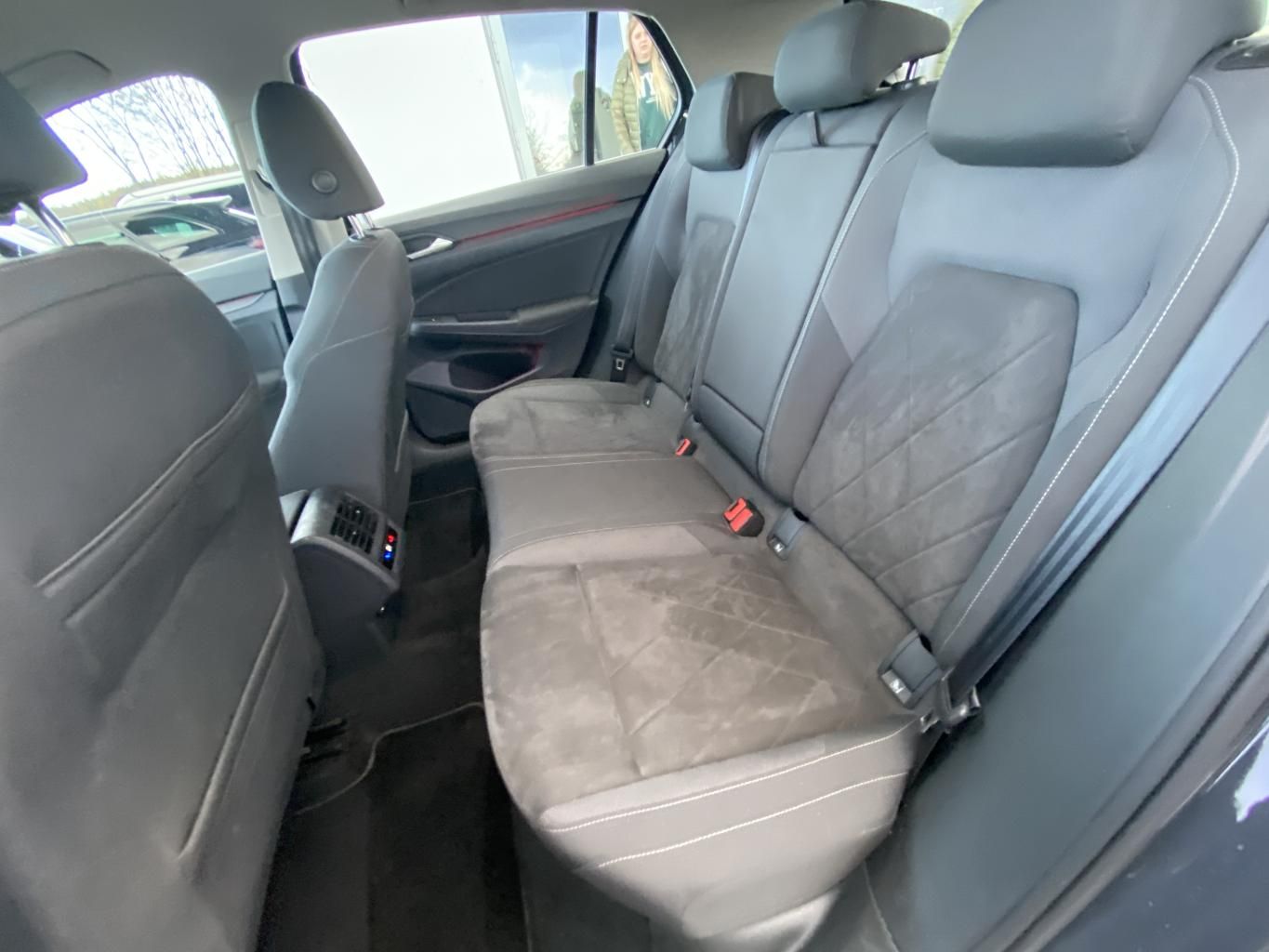 Volkswagen Golf 1.4 TSI DSG eHybrid Style APP-CONNECT+ACTIV foto 11