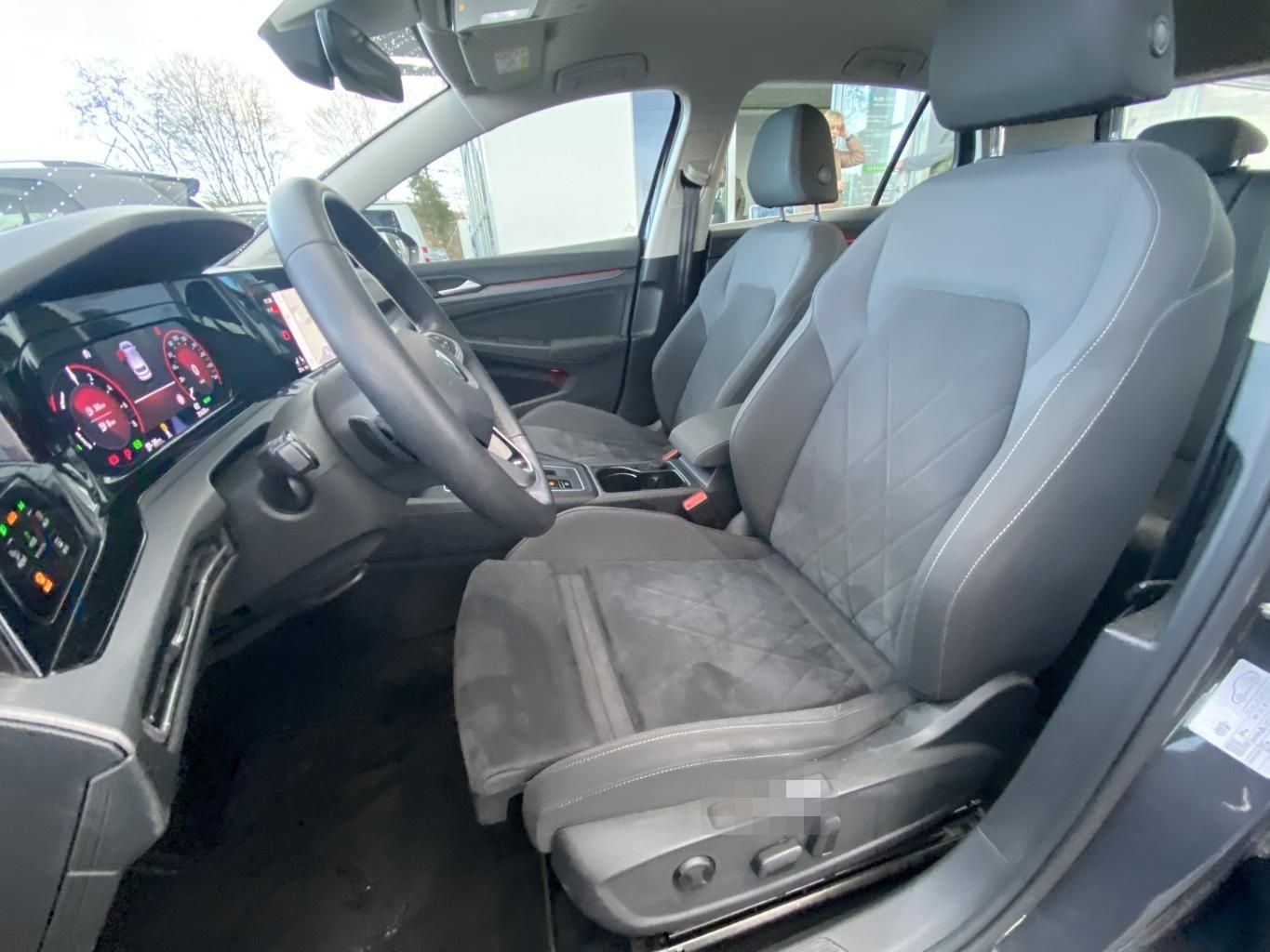 Volkswagen Golf 1.4 TSI DSG eHybrid Style APP-CONNECT+ACTIV foto 10
