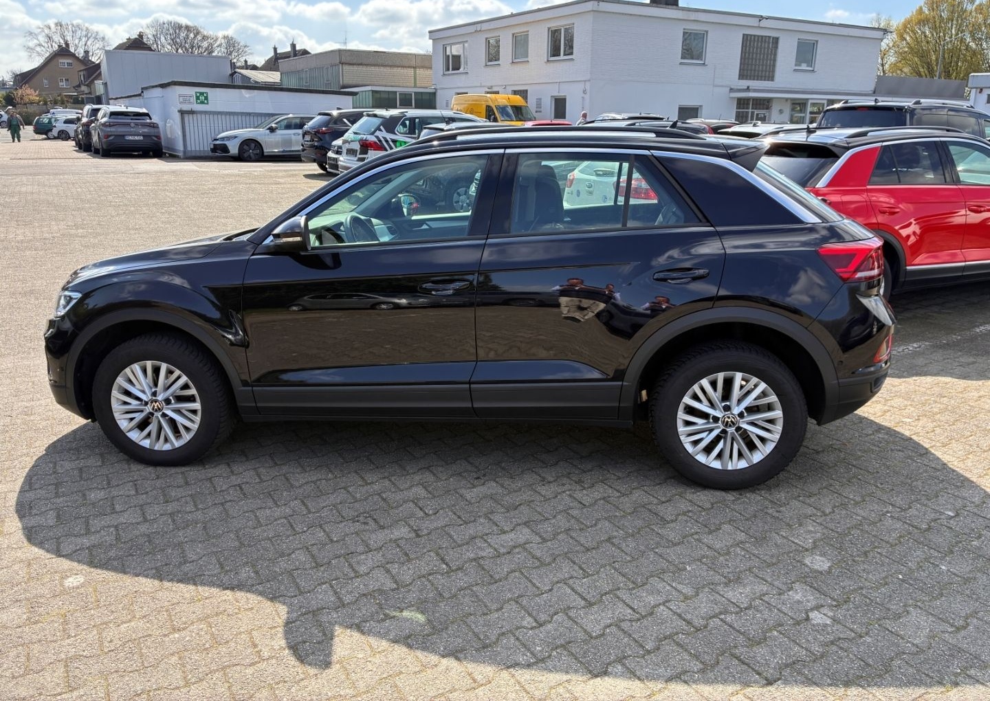 Volkswagen T-Roc LIFE 2.0 TDI NAVI SHZ ACC APP-CONNECT ALLW foto 5