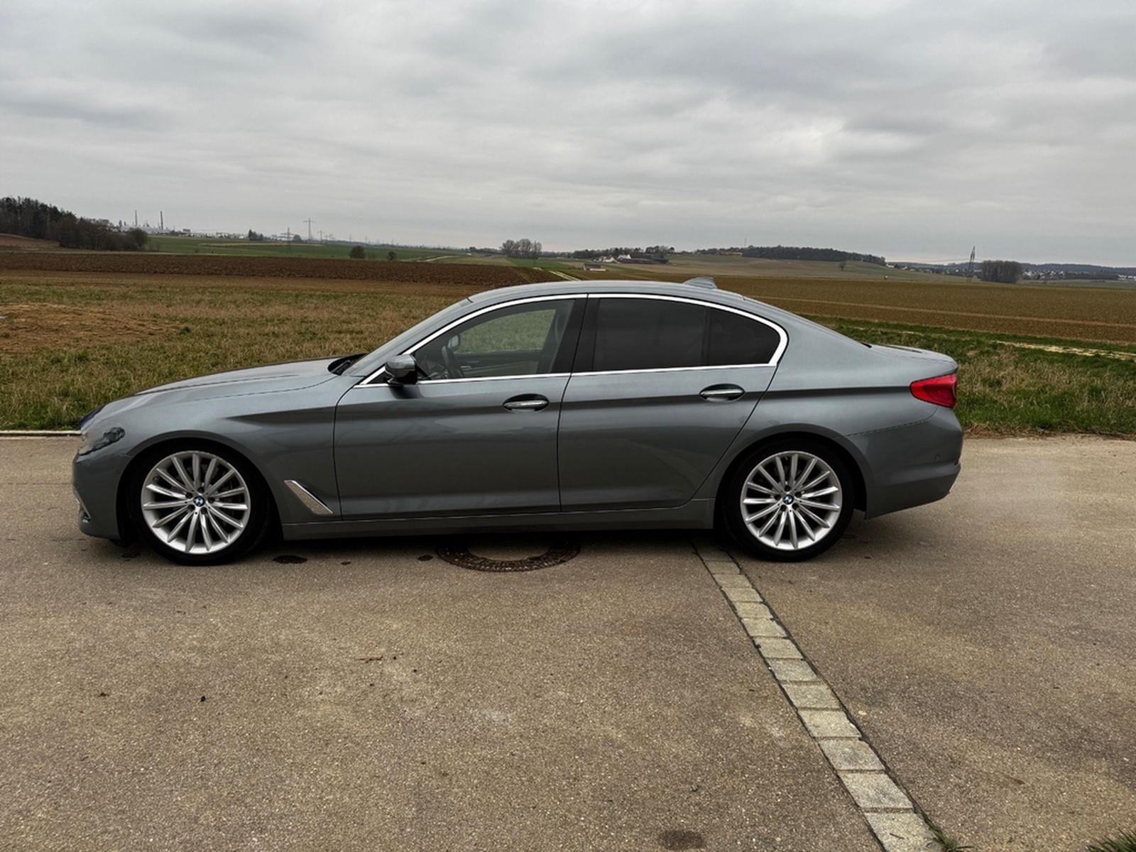 BMW 540i xDrive  foto 4