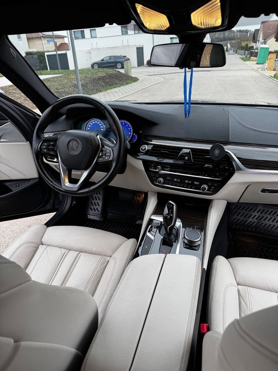 BMW 540i xDrive  foto 6