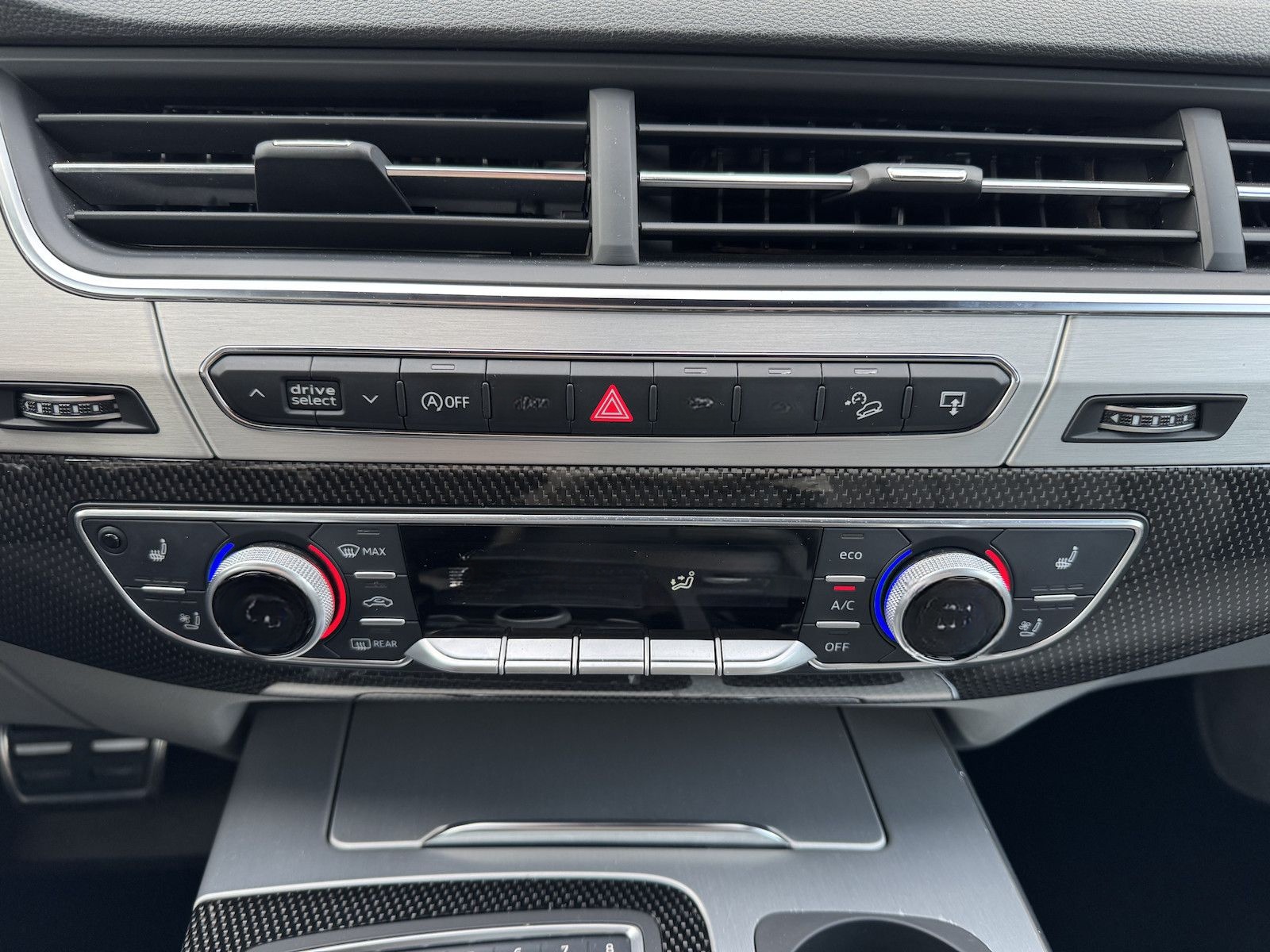 Audi SQ7 4.0 TDI quattro ALLRL MATRIX SOFT HUD ACC foto 23