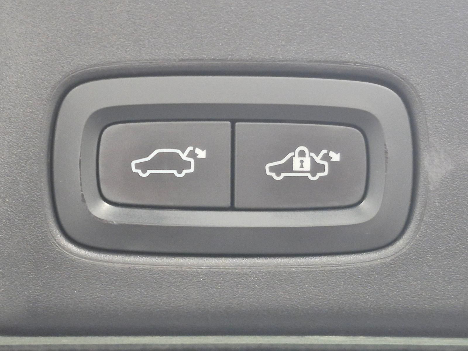 Volvo V90 R Design AWD Matrix/Navi/360°/H-K/Stdhzg/19L foto 8