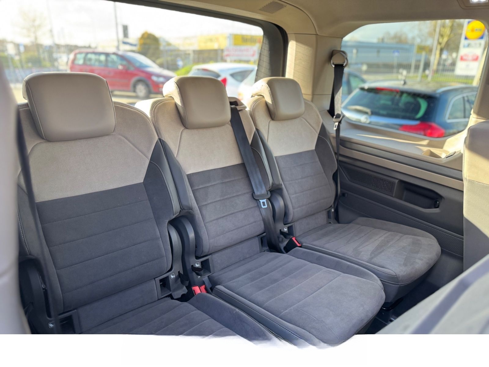 Volkswagen T7 Multivan *Head-up*Matrix*H&K*Pano*Voll*Kamera foto 10